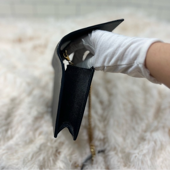 YSL Kate Tassel Wallet on Chain - Picture 4 of 8